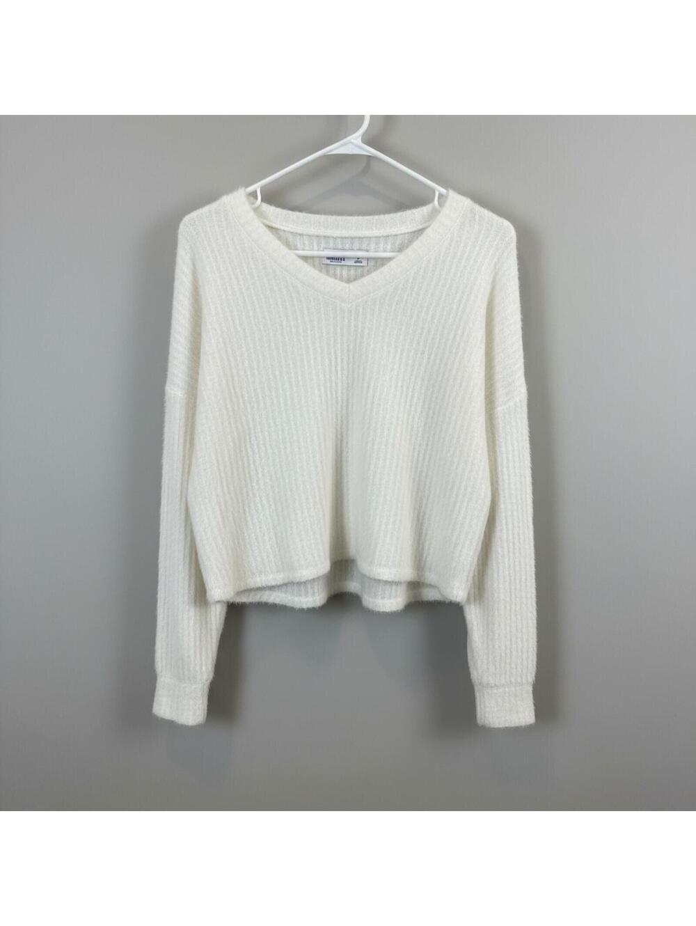 Hollister White Fuzzy V-Neck Sweater Size Small